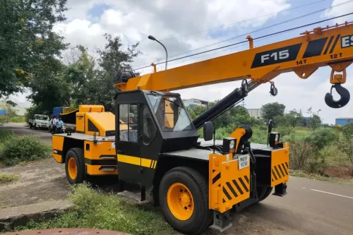 Escorts Farana F15