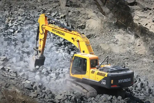 HYUNDAI 210 SMART PLUS Excavator