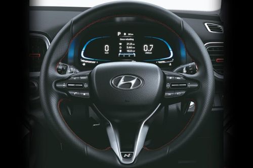 Hyundai-Venue-N-Line-steering