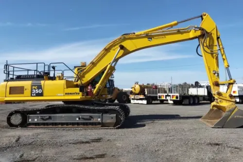 Komatsu PC350LC-8M0 Excavator Komatsu PC350LC-8M0 Excavator
