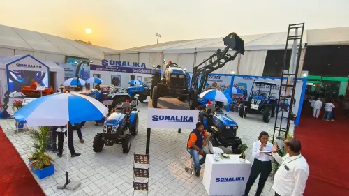 Sonalika Launches New Advanced Technology Tractors at Kisan Pune 2024 Exhibition