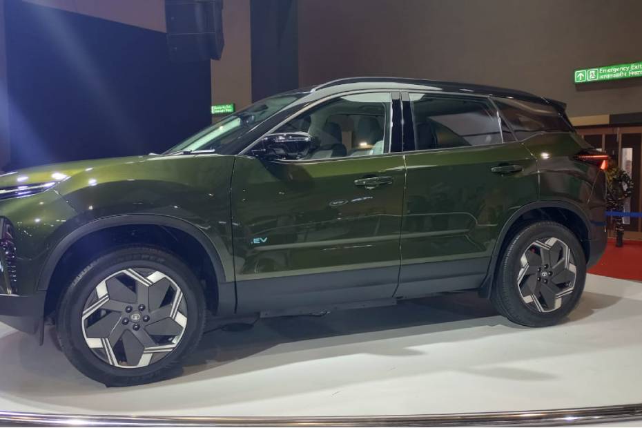 Tata Harrier EV Left Side View