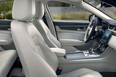 Jaguar-XF Door View of Driver Seat