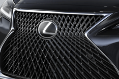 Lexus LC 500h Grille