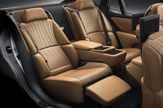 Lexus LS Seats