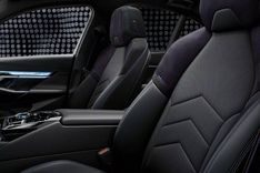 BMW i5 Seat