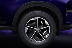 Tata Nexon Facelift Alloy Wheel